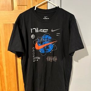 Nike Basketball Graphic T-Shirt